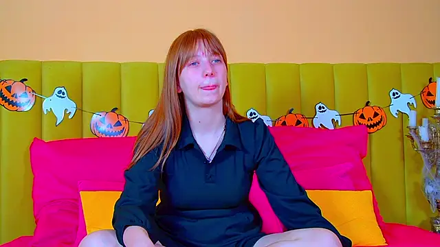 BeatriceBinoche online show from October 25, 6:30 pm