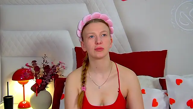 BeatriceBinoche online show from February 12, 6:57 am