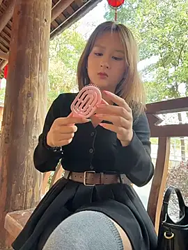 yuki june online show from March 11, 8:52 am