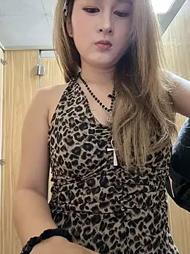 yuki june online show from March 24, 9:42 am