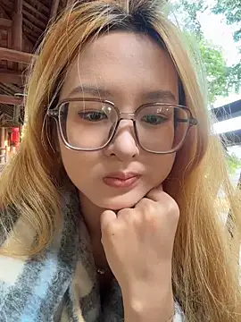 yuki june online show from December 22, 8:47 am