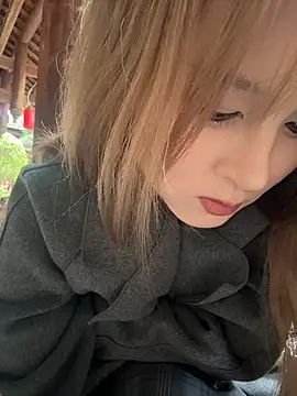 yuki june online show from March 9, 7:45 am