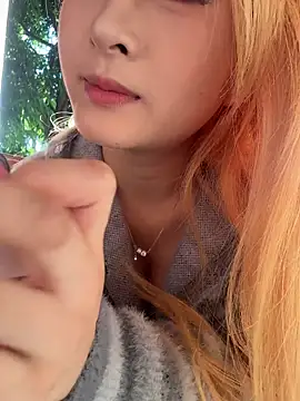 yuki june online show from November 29, 8:25 am