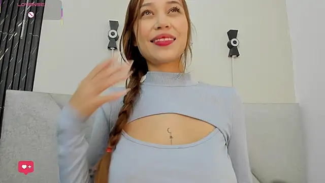 Naomi Rousse online show from November 29, 12:49 pm