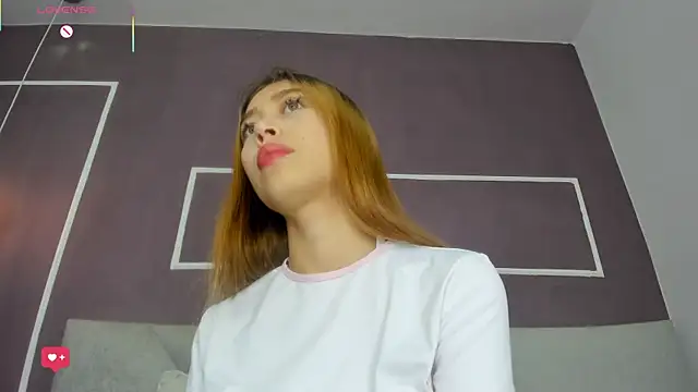 Snapshot of Naomi_Rousse chatting on July 2, 1:28 pm Naomi Rousse online show from July 2, 1:28 pm