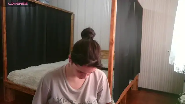 EthelsLover online show from January 11, 10:11 am