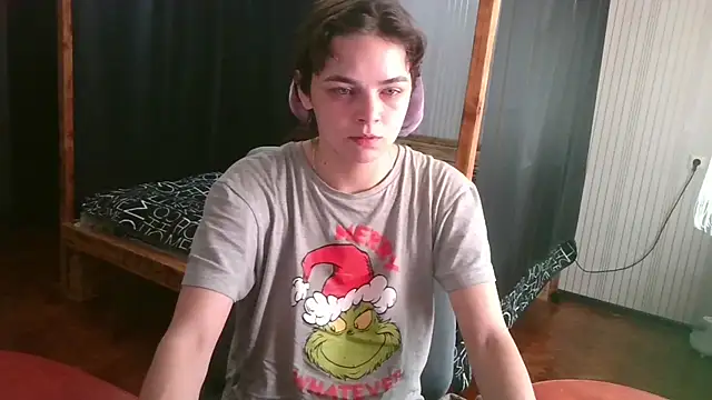 EthelsLover online show from June 16, 8:36 am