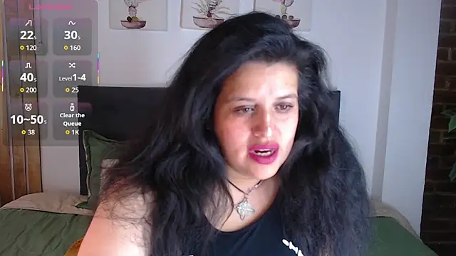 Andrea secret  online show from November 20, 1:45 pm