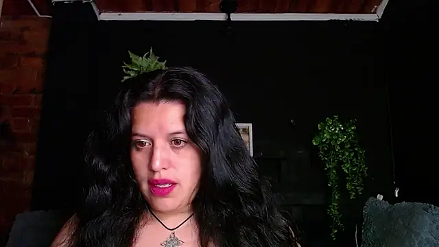 Snapshot of Andrea_secret_ chatting on September 29, 2:01 pm Andrea secret online show from September 29, 2:01 pm