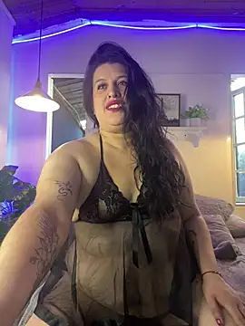 Snapshot of Andrea_secret_ chatting on June 30, 1:33 pm Andrea secret online show from June 30, 1:33 pm