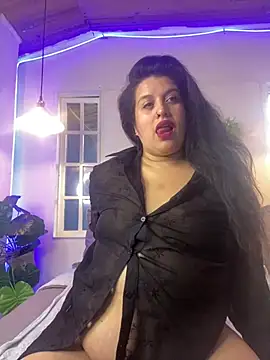 Snapshot of Andrea_secret_ chatting on June 28, 1:50 pm Andrea secret online show from June 28, 1:50 pm