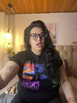 Snapshot of Andrea_secret_ chatting on July 21, 1:56 pm Andrea secret online show from July 21, 1:56 pm