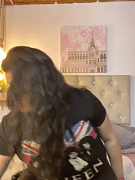 Snapshot of Andrea_secret_ chatting on July 5, 2:24 pm Andrea secret online show from July 5, 2:24 pm
