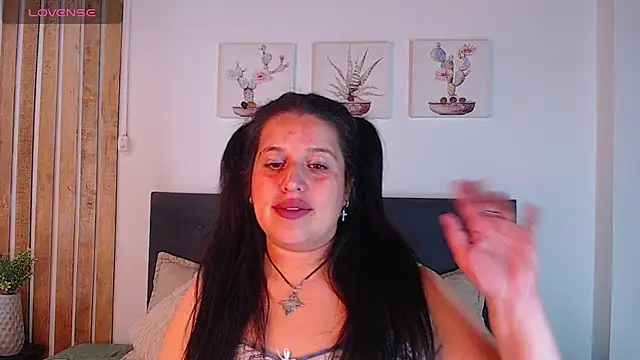 Snapshot of Andrea_secret_ chatting on October 9, 2:17 pm Andrea secret online show from October 9, 2:17 pm