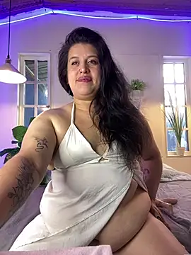 Snapshot of Andrea_secret_ chatting on June 9, 2:29 pm Andrea secret online show from June 9, 2:29 pm
