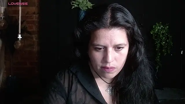 Snapshot of Andrea_secret_ chatting on October 3, 3:13 pm Andrea secret online show from October 3, 3:13 pm
