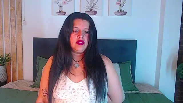 Snapshot of Andrea_secret_ chatting on October 7, 2:51 pm Andrea secret online show from October 7, 2:51 pm