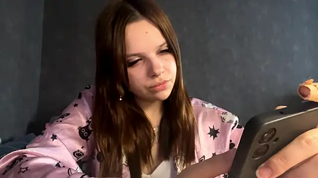 Snapshot of Vickypiki chatting on September 25, 2:12 pm Vickypiki online show from September 25, 2:12 pm