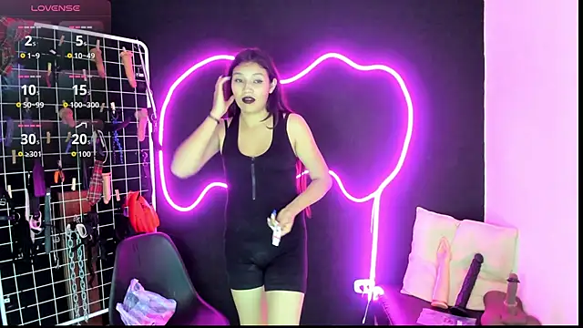 Snapshot of Mistress_Megan_BDSM chatting on October 29, 7:13 pm Mistress Megan BDSM online show from October 29, 7:13 pm