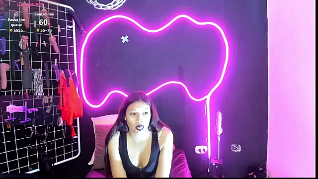 Snapshot of Mistress_Megan_BDSM chatting on October 14, 7:14 pm Mistress Megan BDSM online show from October 14, 7:14 pm