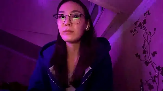 marry dreams online show from October 18, 2:30 pm