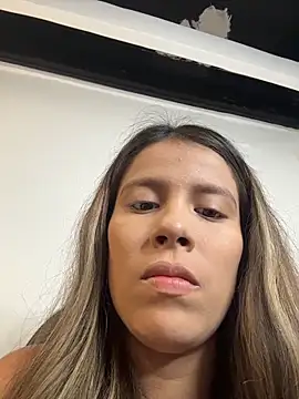 EMILIIA RICHTER   online show from February 28, 7:02 pm