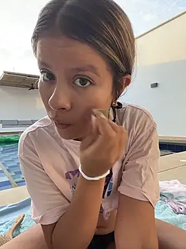 EMILIIA RICHTER   online show from December 14, 11:38 am