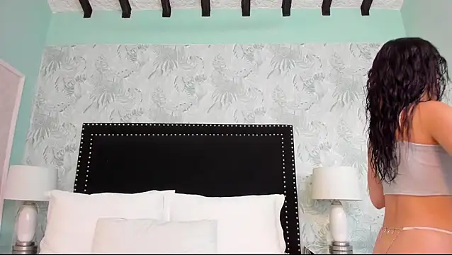 SamyySwet online show from December 4, 11:15 pm