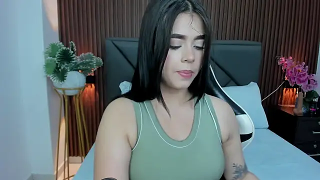 charlote rossee online show from October 7, 1:39 am