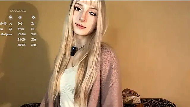 FridaAaberg online show from November 9, 7:23 am