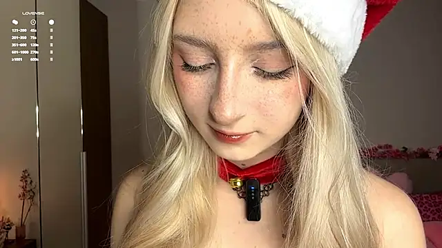 FridaAaberg online show from December 21, 7:32 am