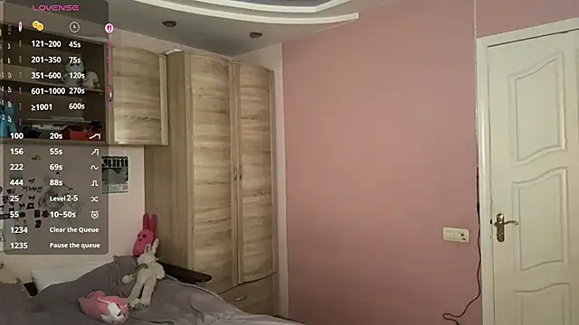 FridaAaberg online show from November 24, 7:52 am