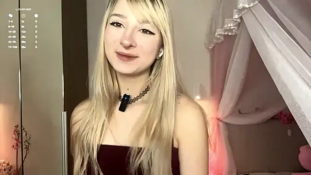 FridaAaberg online show from January 12, 7:59 am