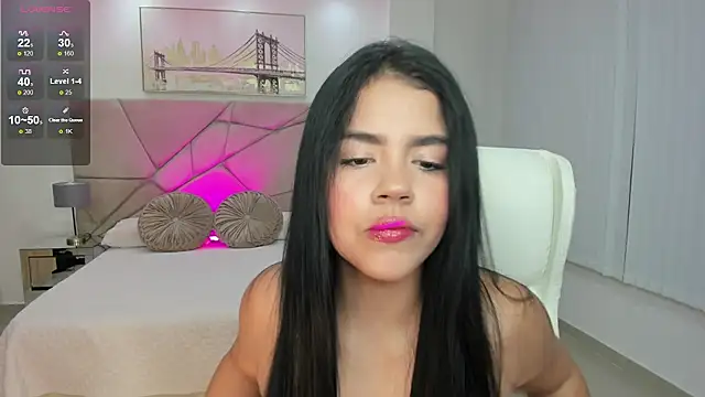 Snapshot of Mila_blaze chatting on October 15, 1:37 am Mila blaze online show from October 15, 1:37 am