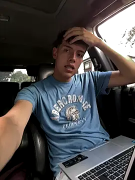 mattebret11 online show from November 1, 6:13 pm