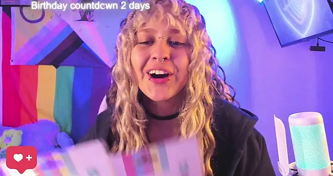 NekoWaifu online show from November 19, 1:33 pm