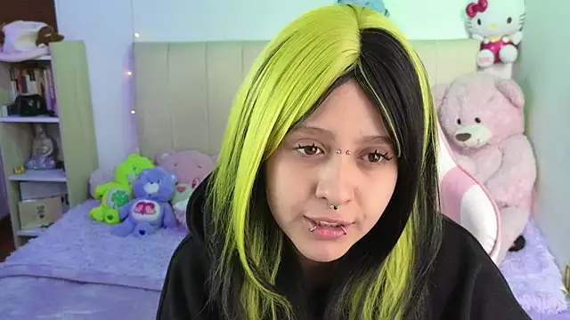 NekoWaifu online show from June 10, 2:29 pm