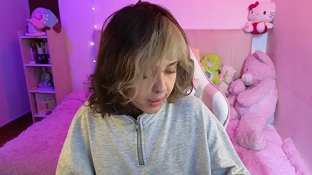 NekoWaifu online show from March 23, 1:44 pm