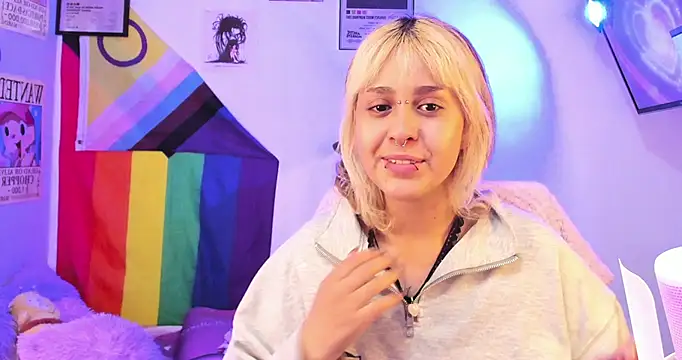 NekoWaifu online show from November 11, 1:17 pm