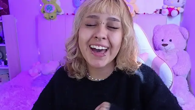 NekoWaifu online show from March 9, 1:58 pm