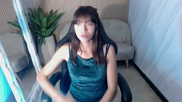 Isabella Blondetf online show from November 19, 8:31 pm