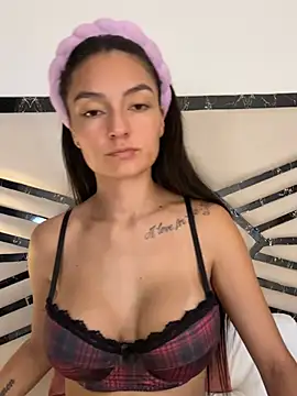 MiaKane99 online show from May 29, 3:12 am