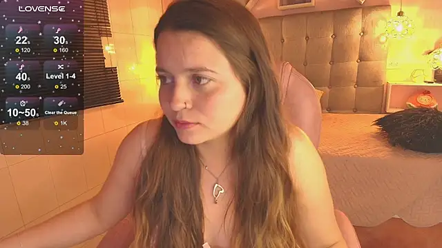 sophiee09  online show from March 28, 1:50 am