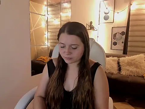 Snapshot of sophiee09_ chatting on October 15, 2:32 am sophiee09 online show from October 15, 2:32 am