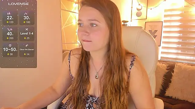 sophiee09  online show from February 3, 1:27 pm