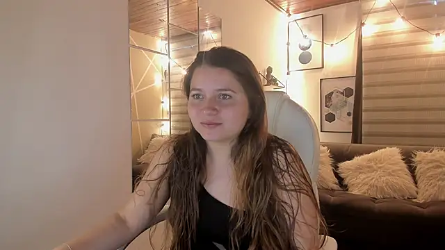 Snapshot of sophiee09_ chatting on October 13, 3:13 pm sophiee09 online show from October 13, 3:13 pm