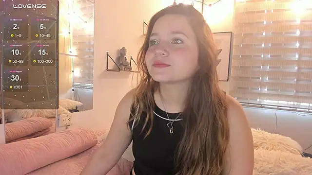 sophiee09  online show from February 24, 1:56 pm