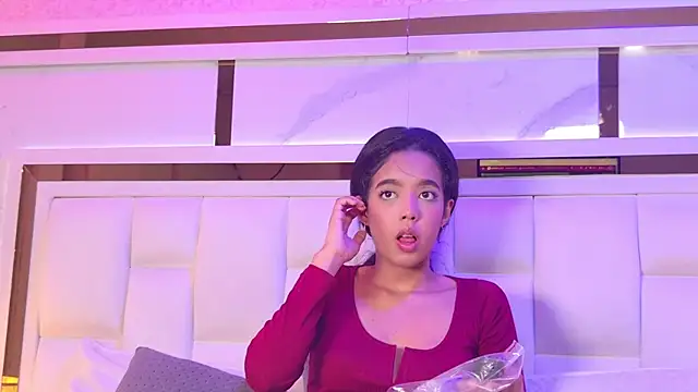 Snapshot of paulina_cano chatting on November 10, 7:19 pm paulina cano online show from November 10, 7:19 pm