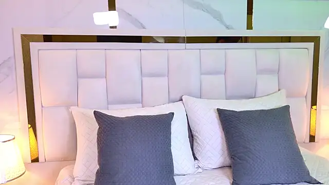 Snapshot of paulina_cano chatting on December 20, 7:39 pm paulina cano online show from December 20, 7:39 pm