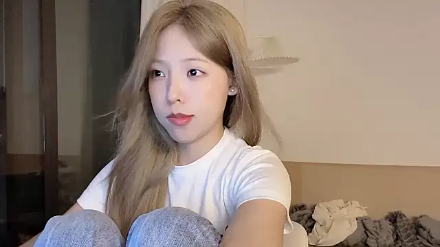 Meng 777 online show from April 15, 12:32 pm